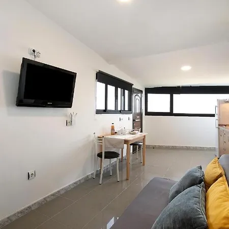 Сasa de vacaciones Bisangel House *
